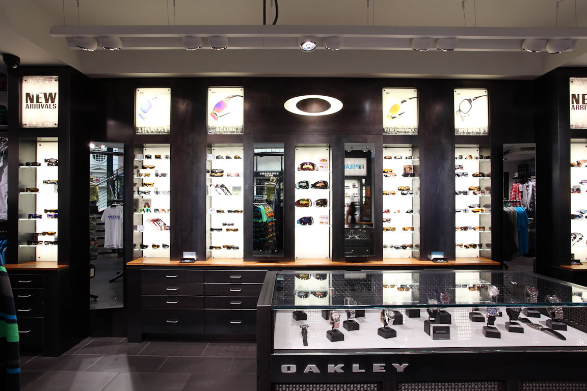 oakley showroom